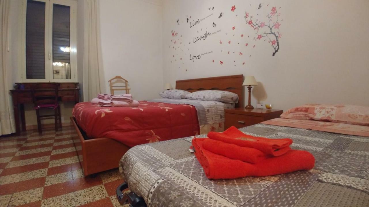 Angoletto Di Trastevere Rom Eksteriør billede